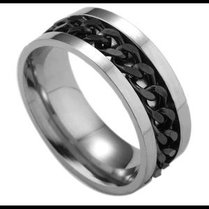 3/$15🔥black chain rotable ring